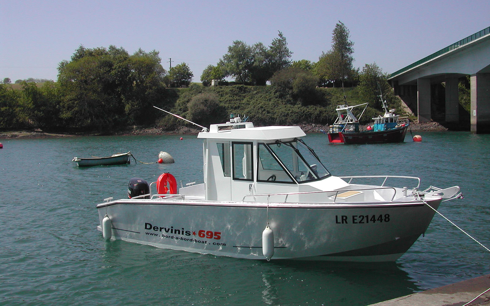 dervinis-695-bateau-aluminium-4.jpg