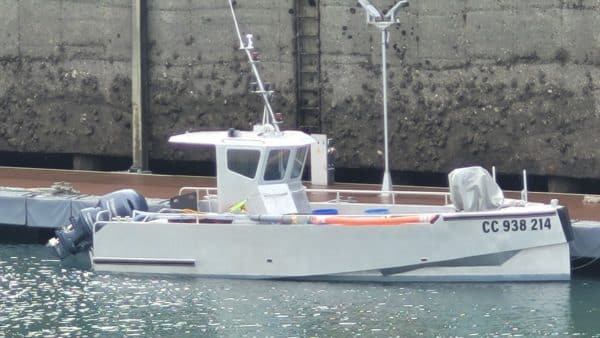 Bateau de pêche en aluminium