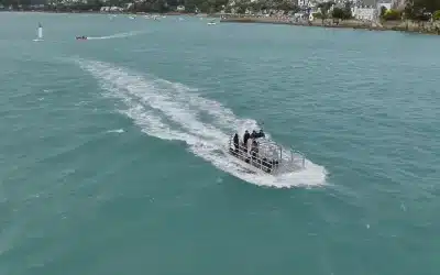 Mise à l’eau de la nouvelle barge Bord à Bord 600
