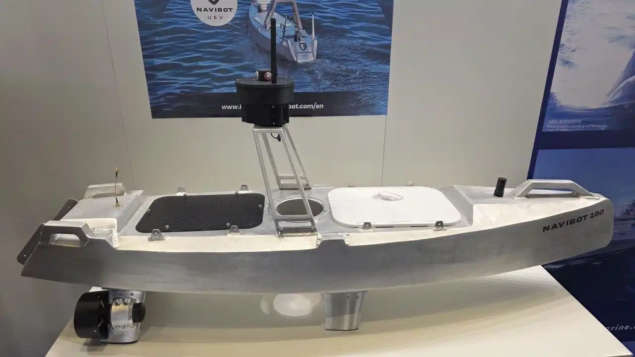 drone de surface aluminium
